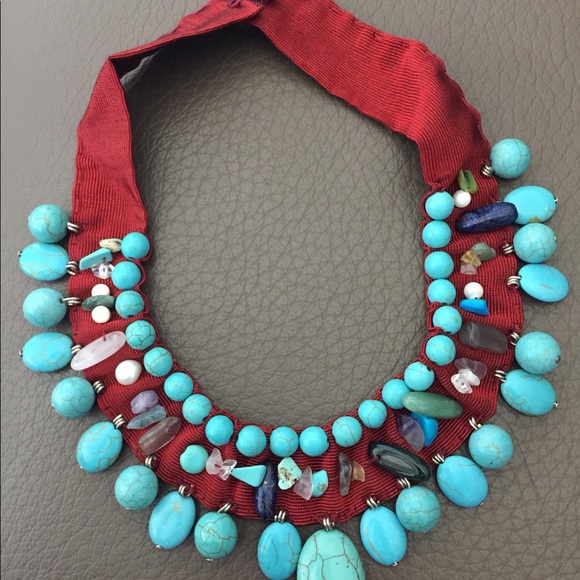 Make an Outfit! Arty and Unique Necklace - Picture 2 of 4